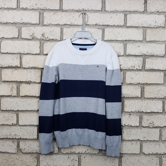 Tommy Hilfiger Sweater - Picture 1 of 3